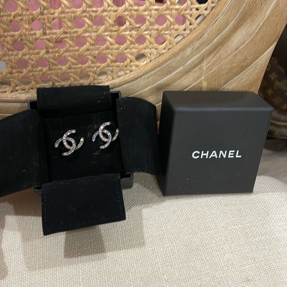 Authentic Chanel Iridescent studded Earrings